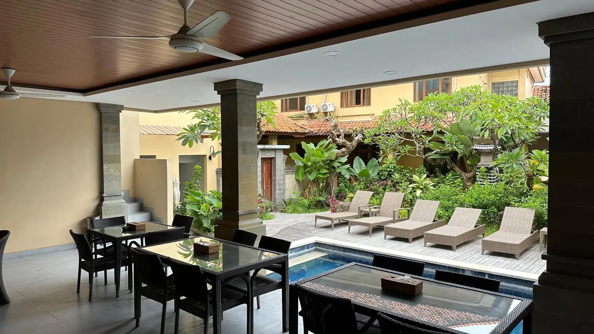 Villa Bunga Hotel Seminyak
