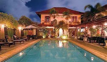 ***  Villa Bunga Hotel Seminyak Indonésia